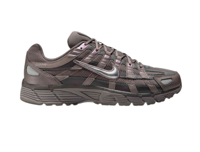 NIKE P6000